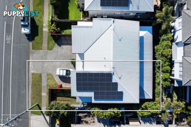 2/74 Guineas Creek Road CURRUMBIN WATERS QLD 4223