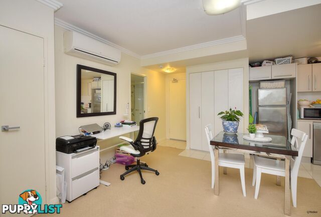 1211/10 Fifth Avenue PALM BEACH QLD 4221