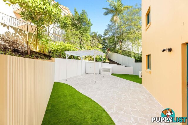 5/27 Dutton Street COOLANGATTA QLD 4225