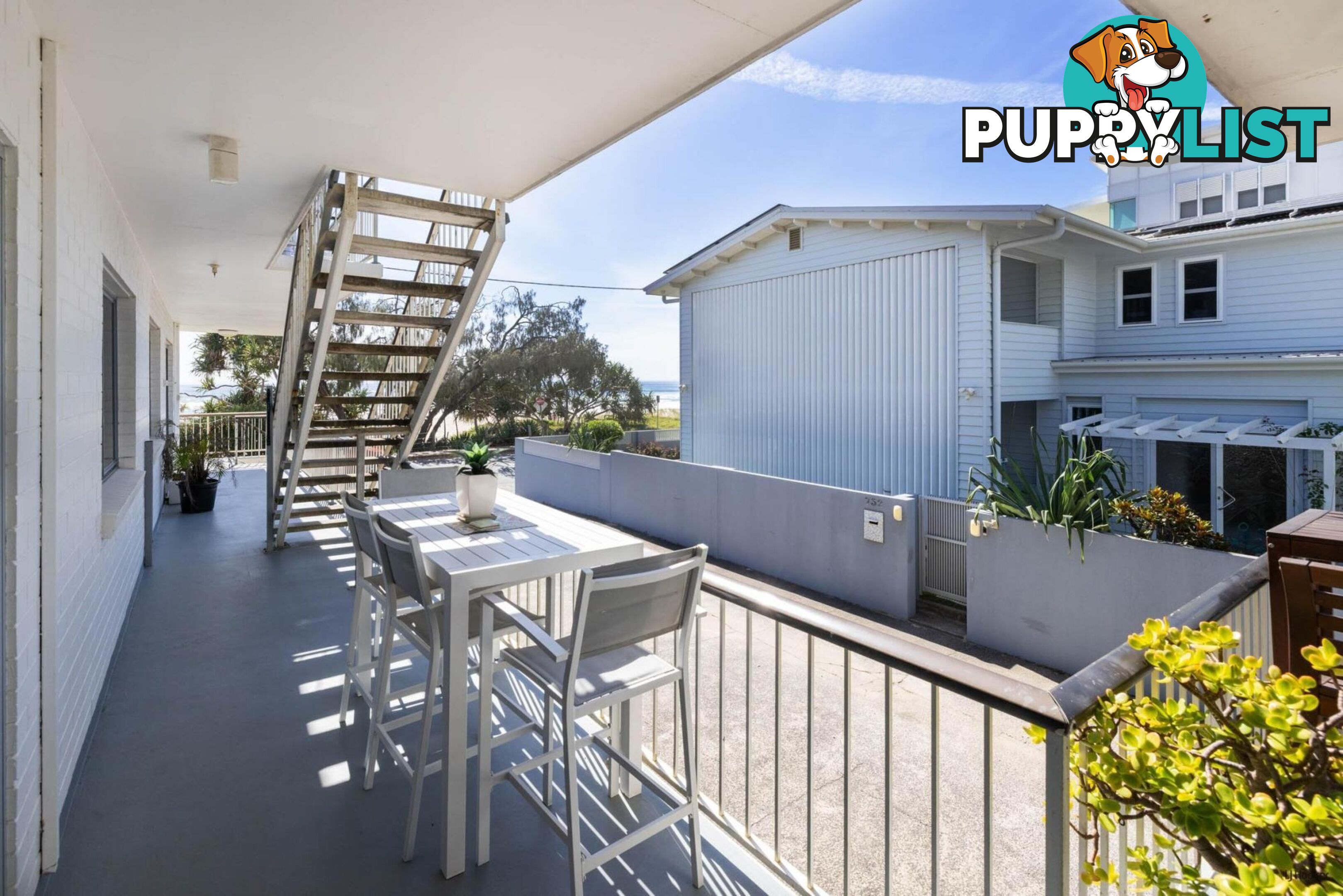 2/738 Pacific Parade CURRUMBIN QLD 4223