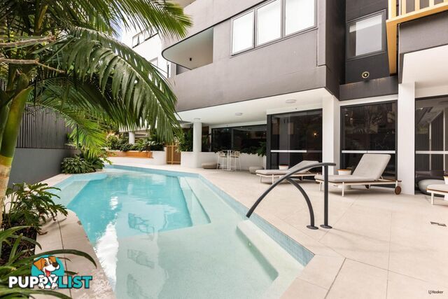 208/2 Mawarra Street PALM BEACH QLD 4221