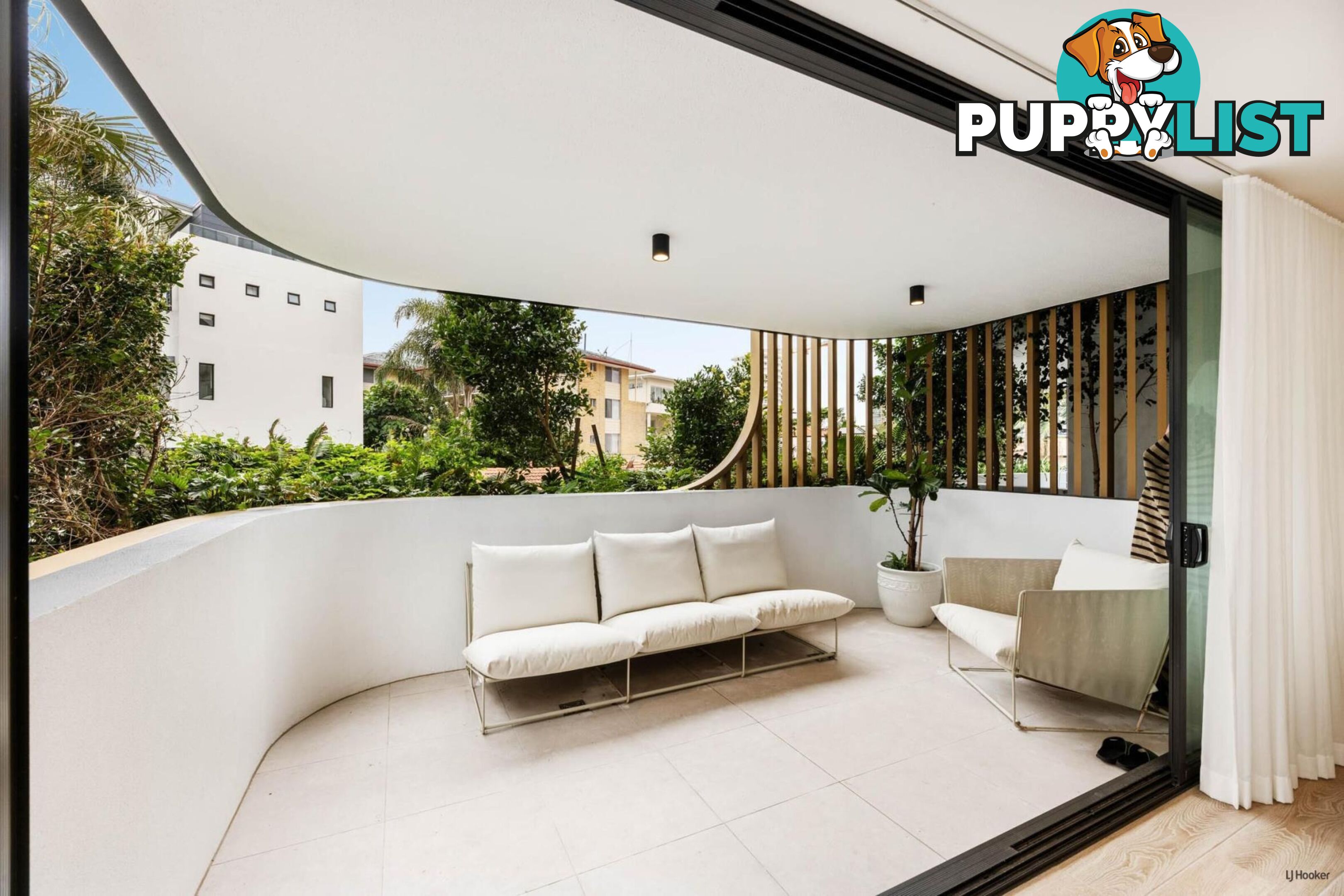 208/2 Mawarra Street PALM BEACH QLD 4221