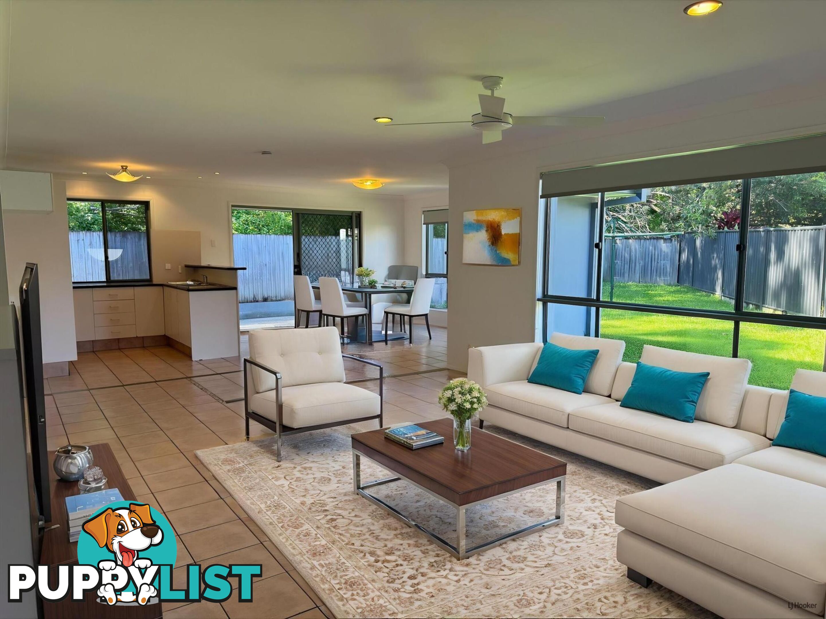 2/17 Mollys Place CURRUMBIN WATERS QLD 4223