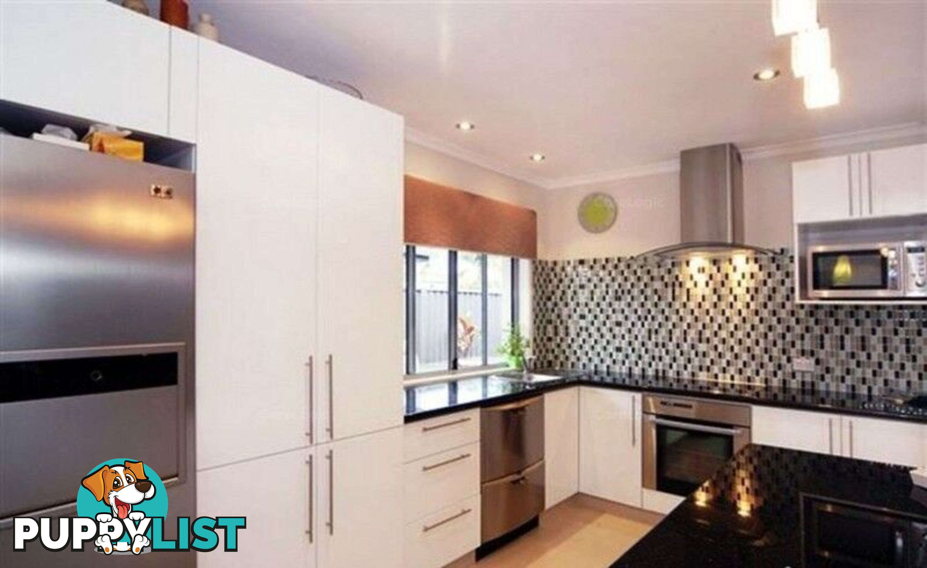 49 Twenty Sixth Avenue PALM BEACH QLD 4221