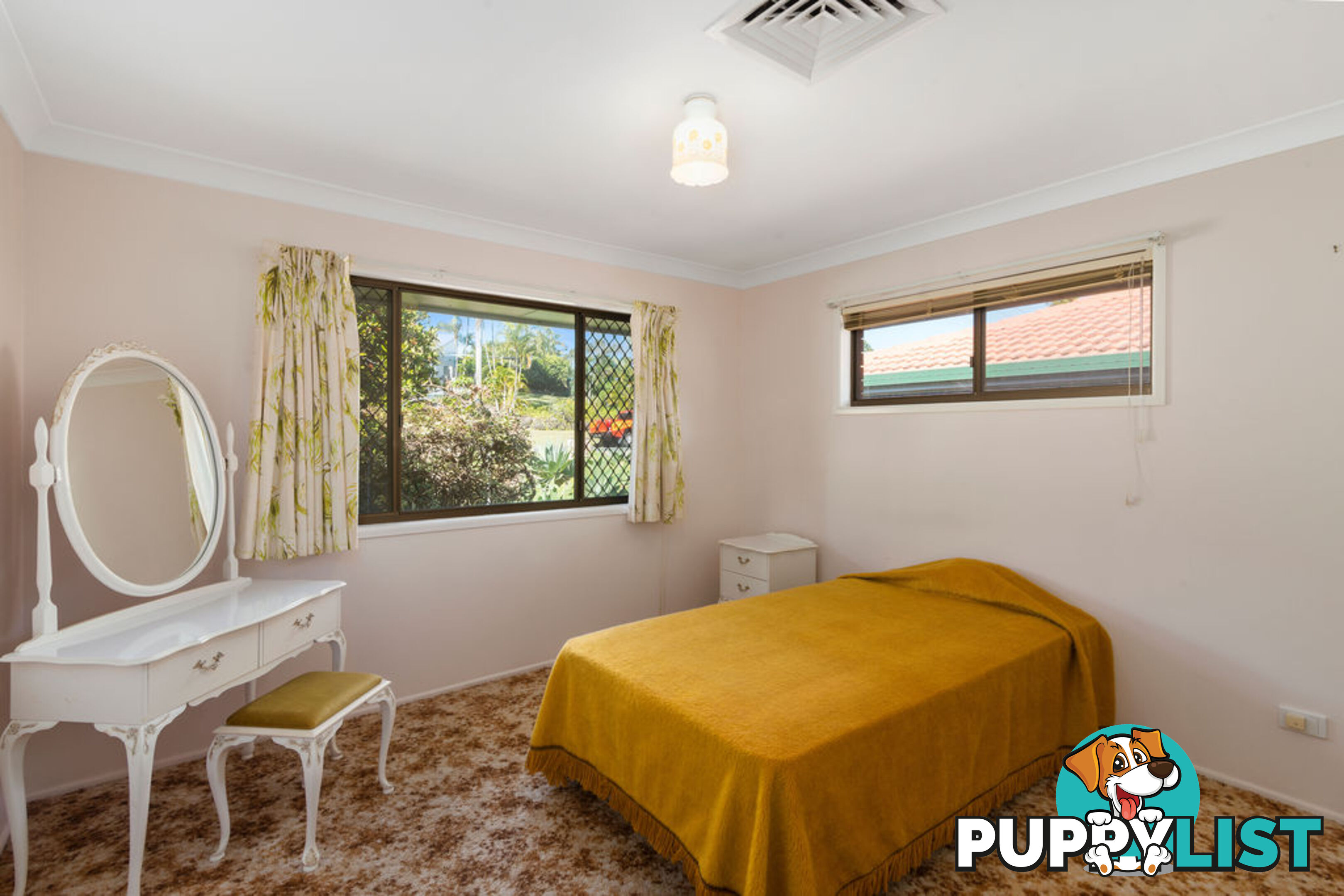 115 Tierney Drive CURRUMBIN WATERS QLD 4223