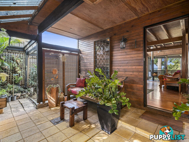 120 Simpsons Road CURRUMBIN WATERS QLD 4223