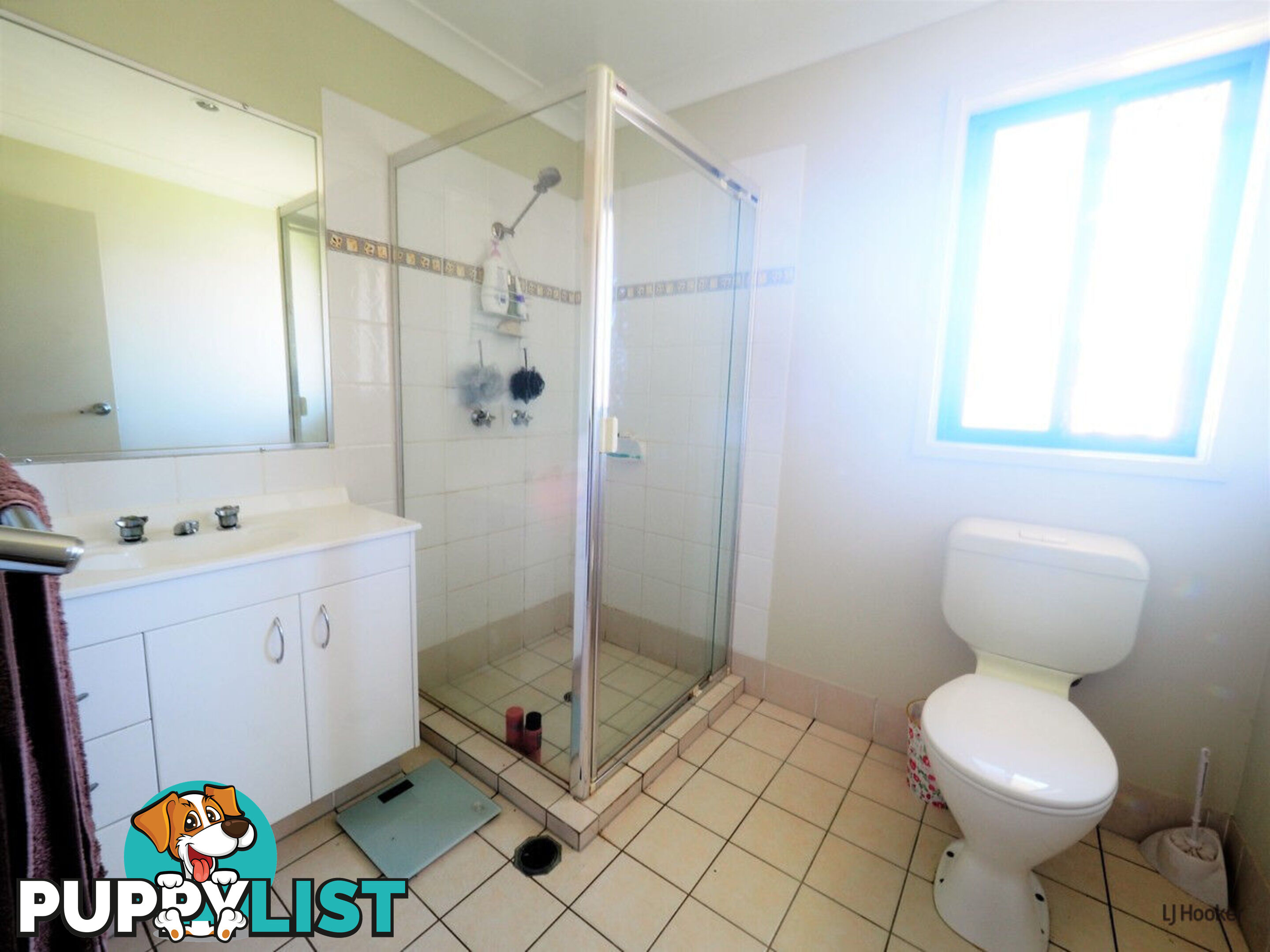 261 Universal Street OXENFORD QLD 4210