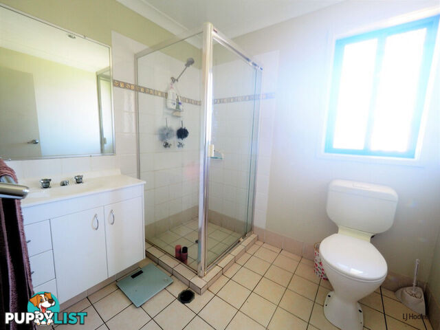 261 Universal Street OXENFORD QLD 4210