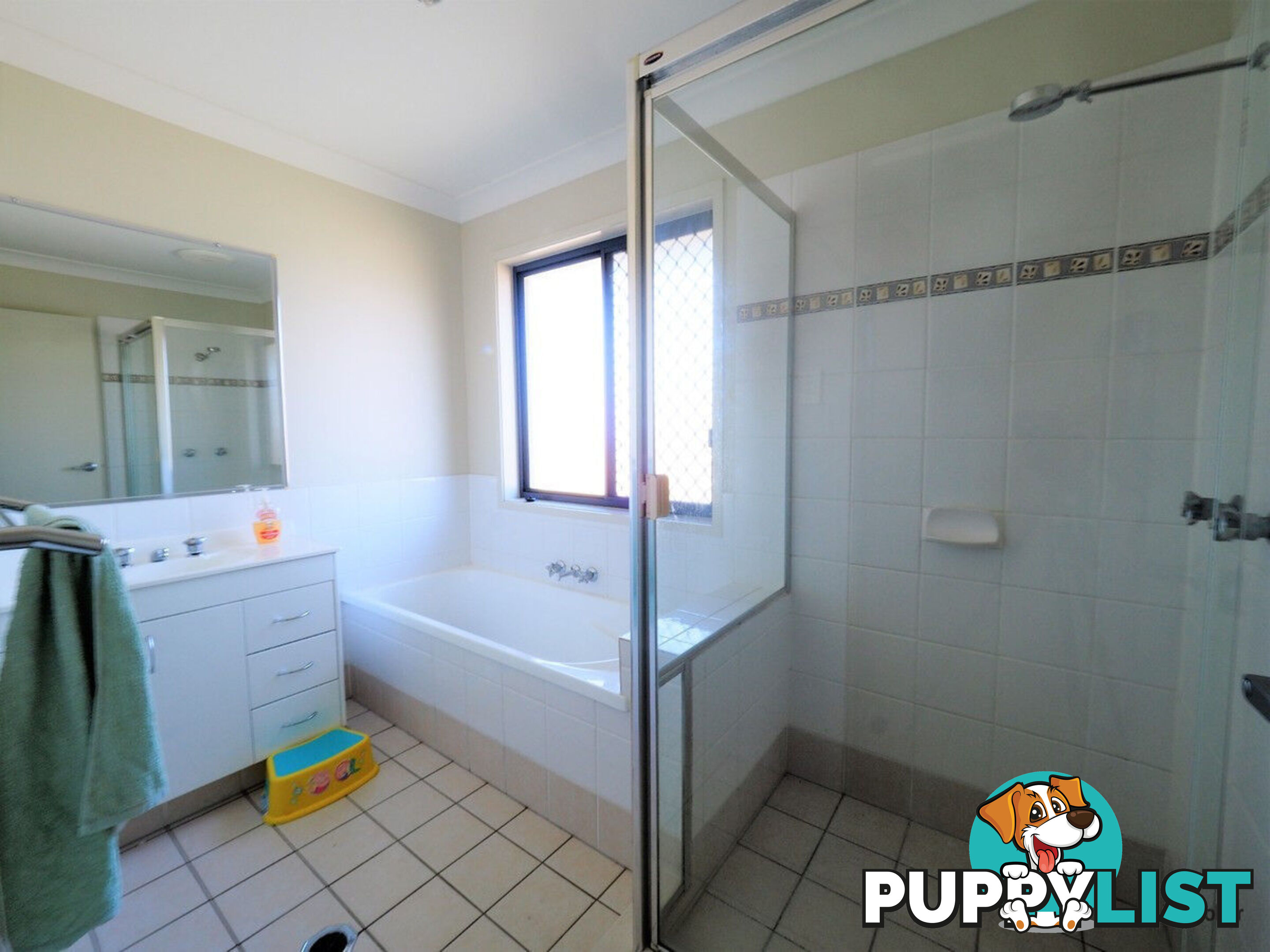 261 Universal Street OXENFORD QLD 4210