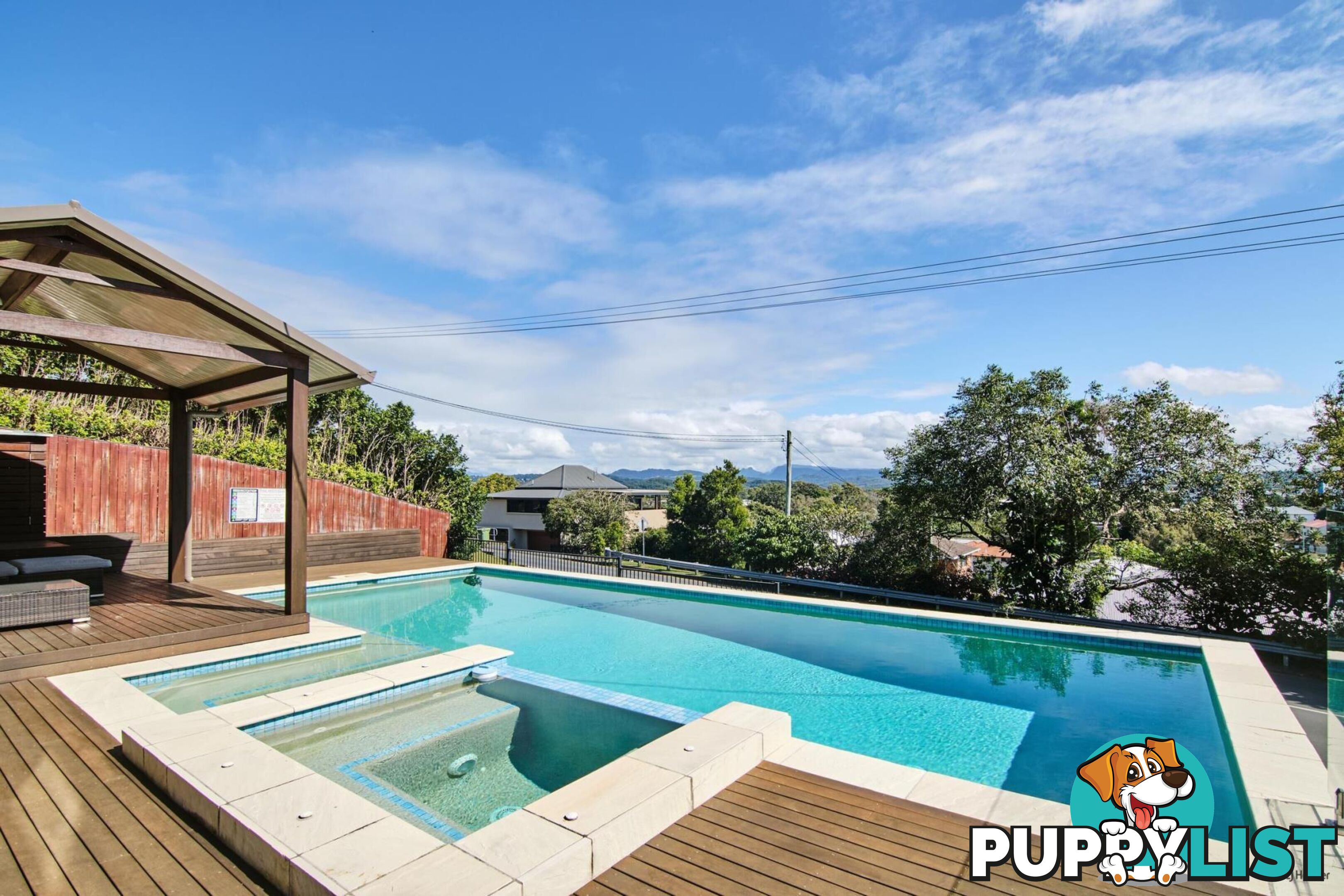 22 & 22a Rutledge Street COOLANGATTA QLD 4225