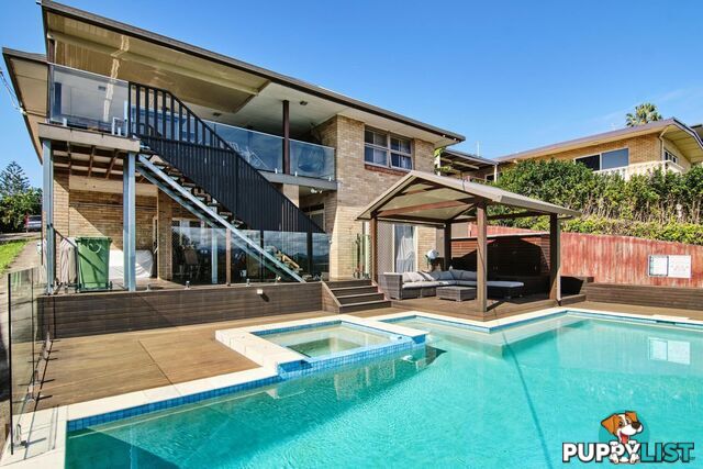 22 & 22a Rutledge Street COOLANGATTA QLD 4225