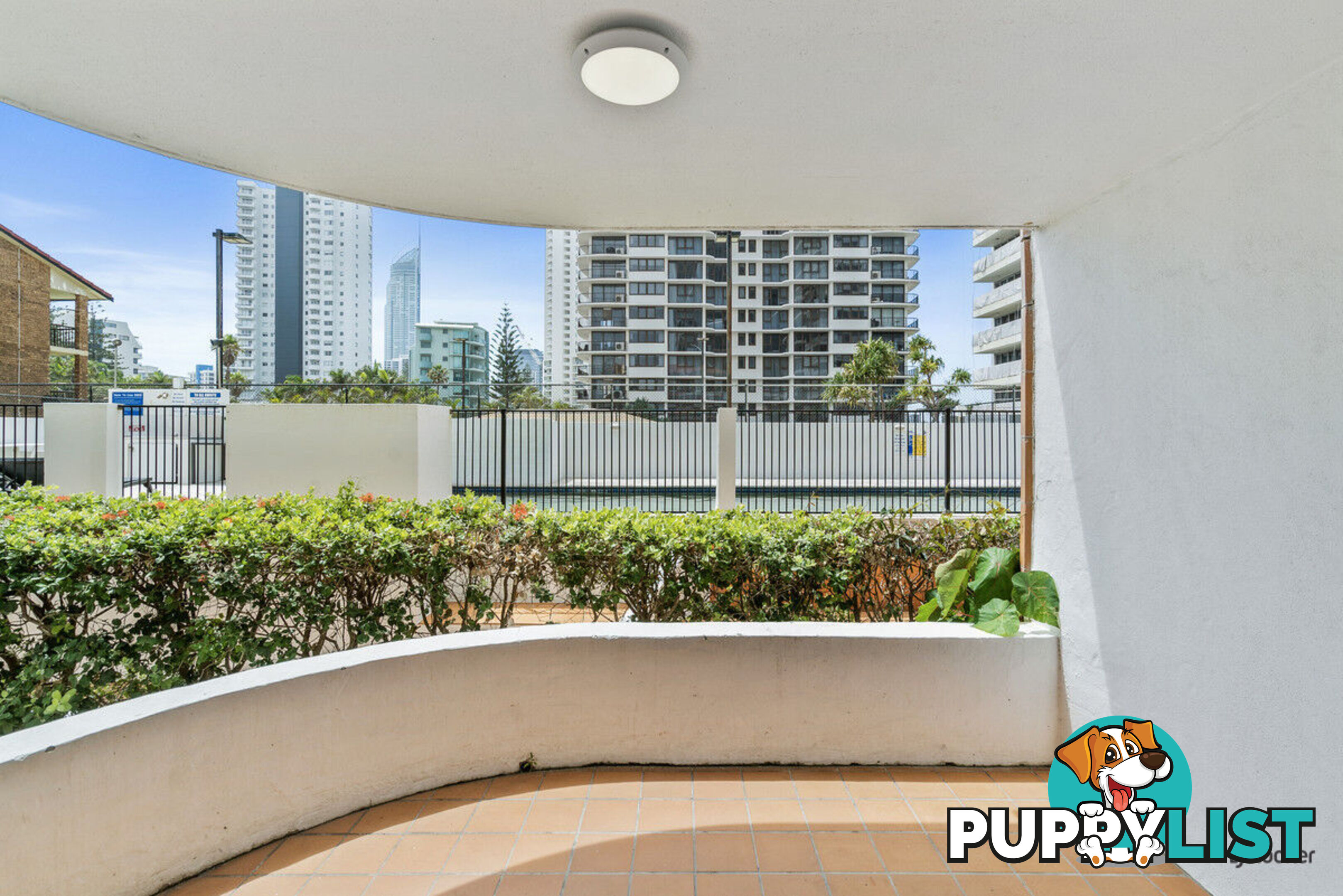 13/26 Old Burleigh Road SURFERS PARADISE QLD 4217