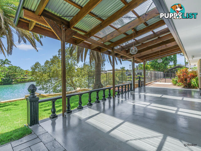5 Prudhoe Place CURRUMBIN WATERS QLD 4223