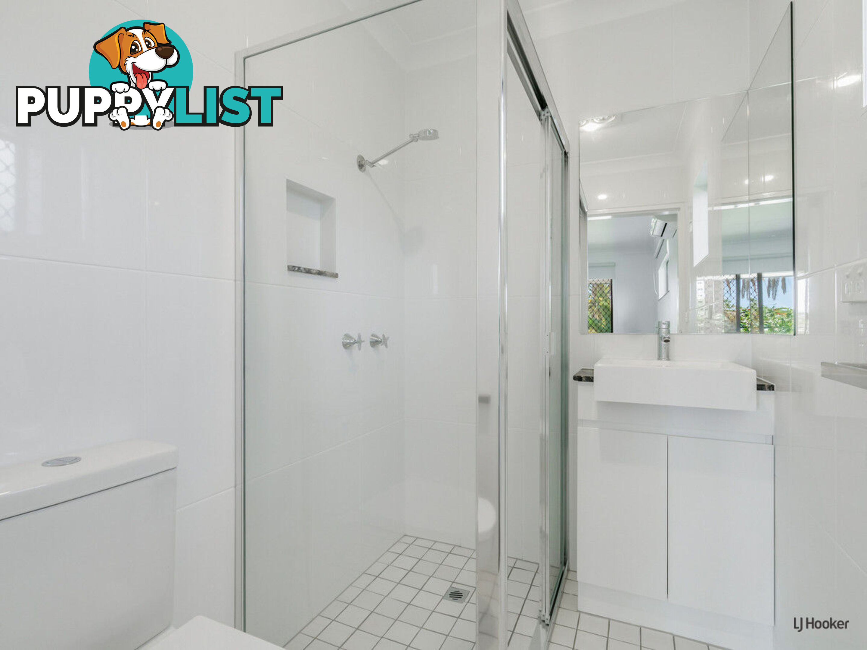 5 Prudhoe Place CURRUMBIN WATERS QLD 4223