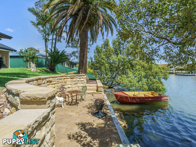 5 Prudhoe Place CURRUMBIN WATERS QLD 4223