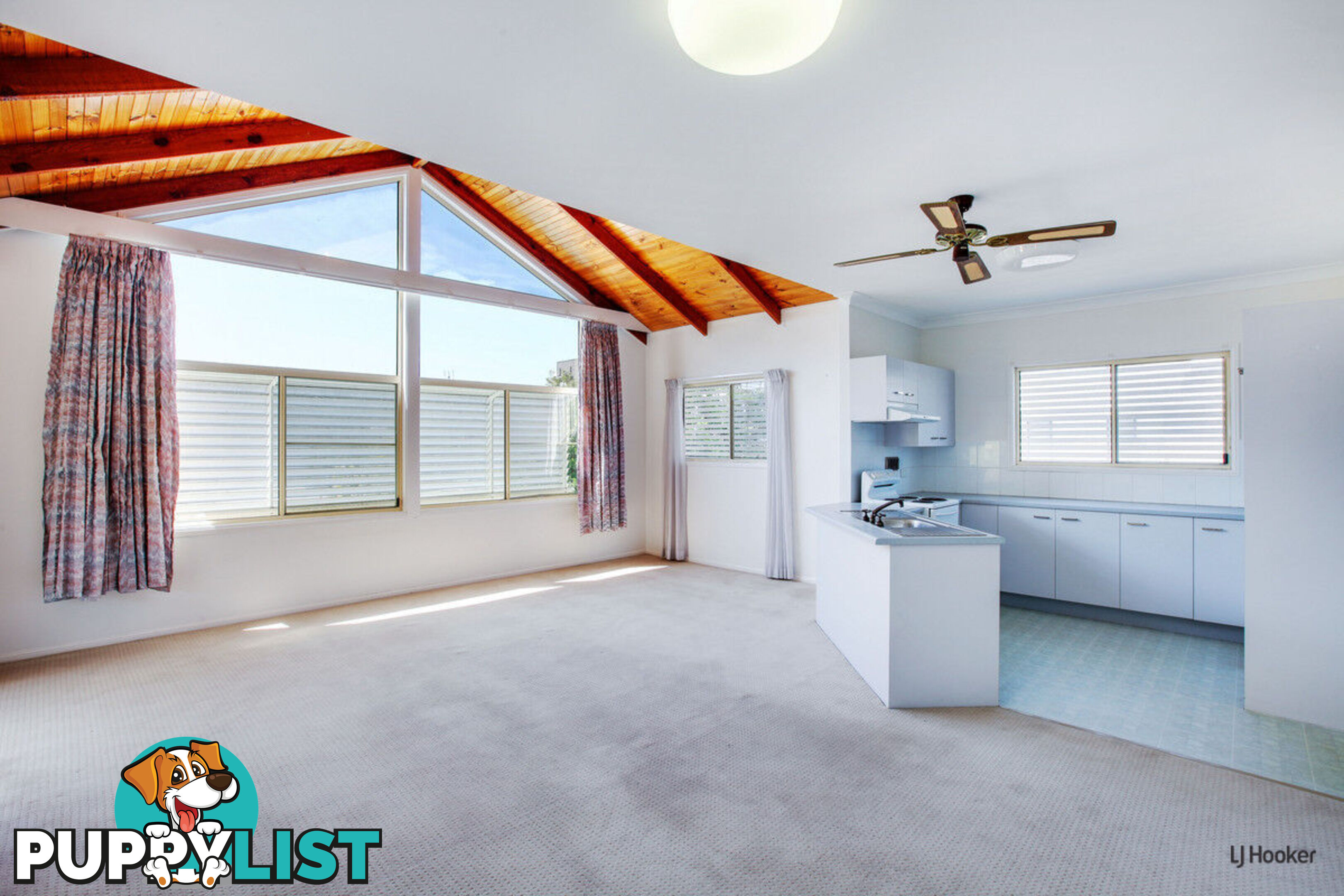 2/115 Petrel Avenue MERMAID BEACH QLD 4218