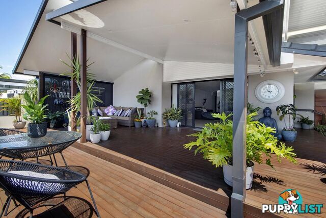 136 Burleigh Street BURLEIGH WATERS QLD 4220