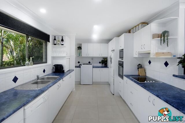 136 Burleigh Street BURLEIGH WATERS QLD 4220