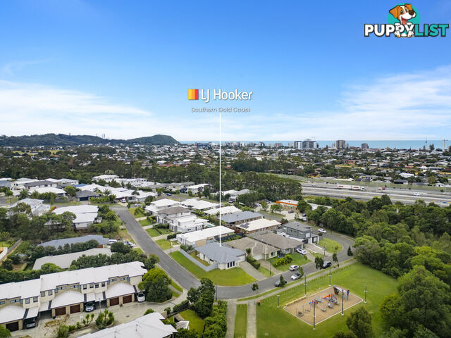 33 Sapphire Place ELANORA QLD 4221