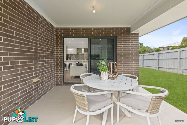 33 Sapphire Place ELANORA QLD 4221