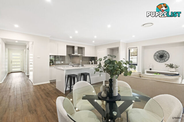 33 Sapphire Place ELANORA QLD 4221