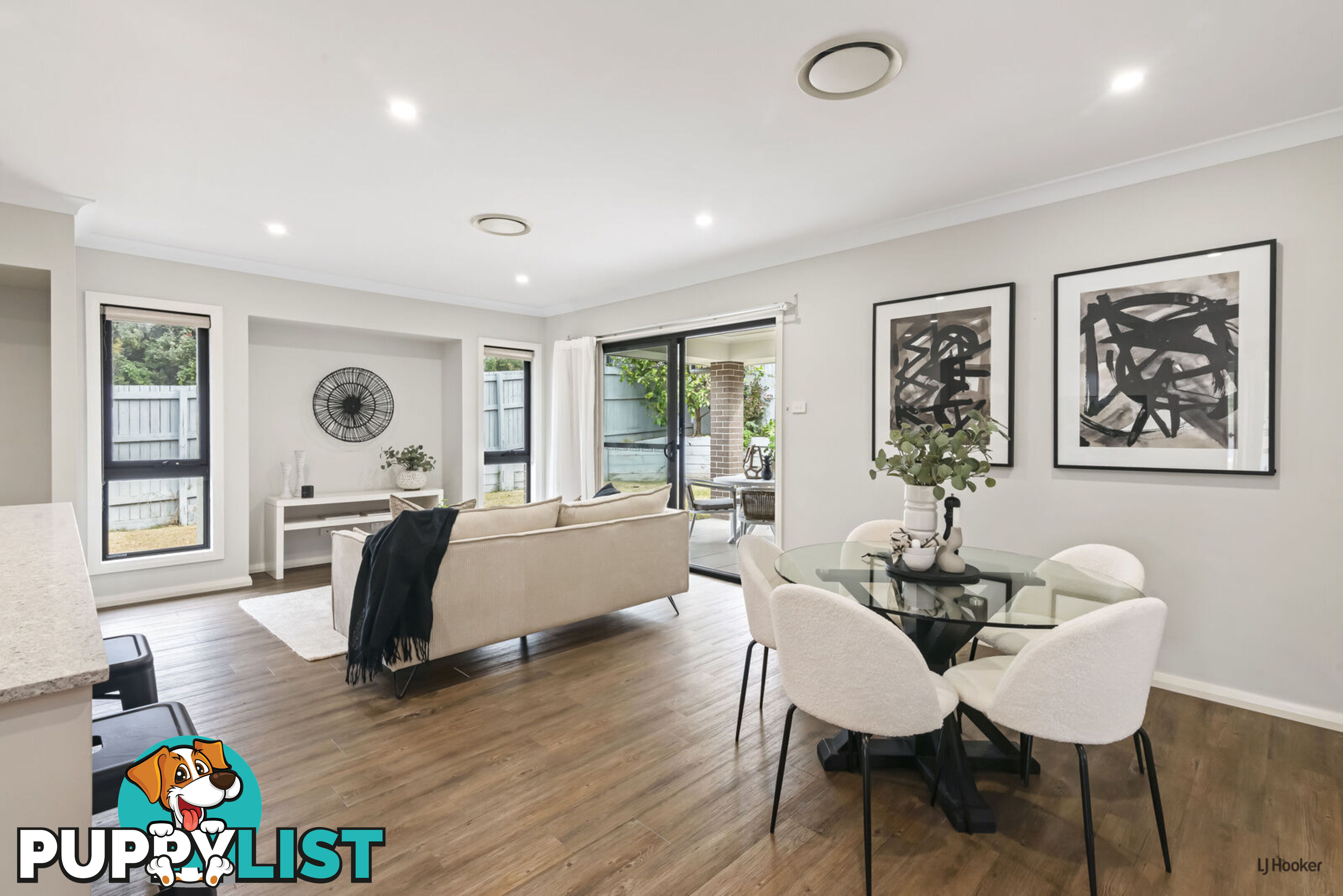 33 Sapphire Place ELANORA QLD 4221