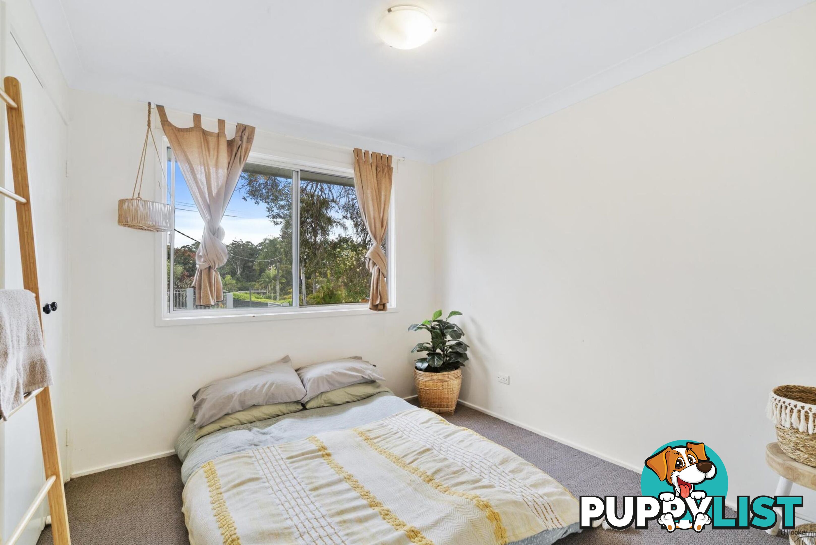 6 Flinders Avenue MOLENDINAR QLD 4214