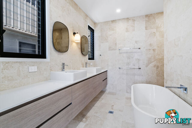 162A Broadwater Esplanade BILAMBIL HEIGHTS NSW 2486