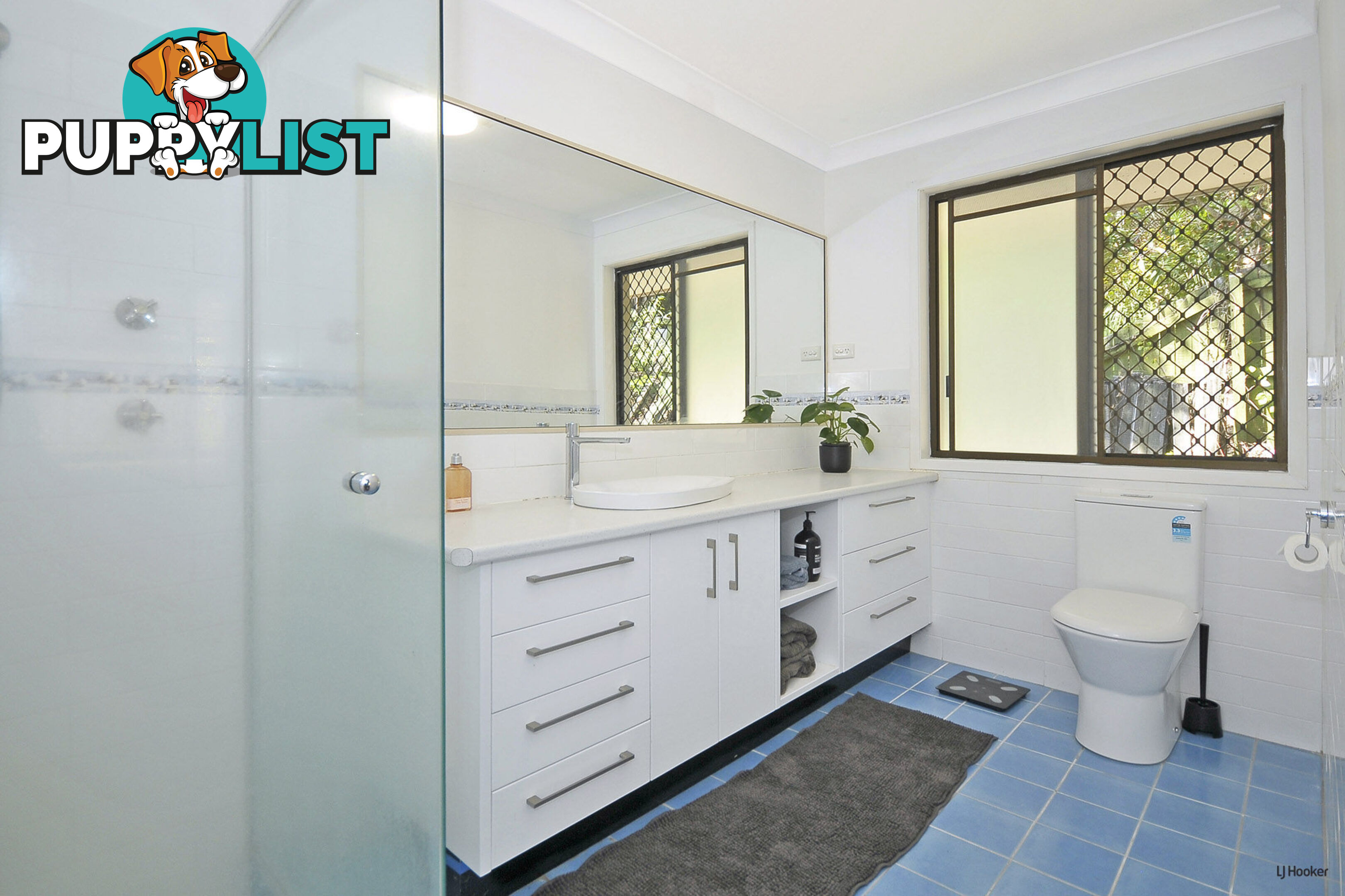 21 Heartwood Avenue ELANORA QLD 4221