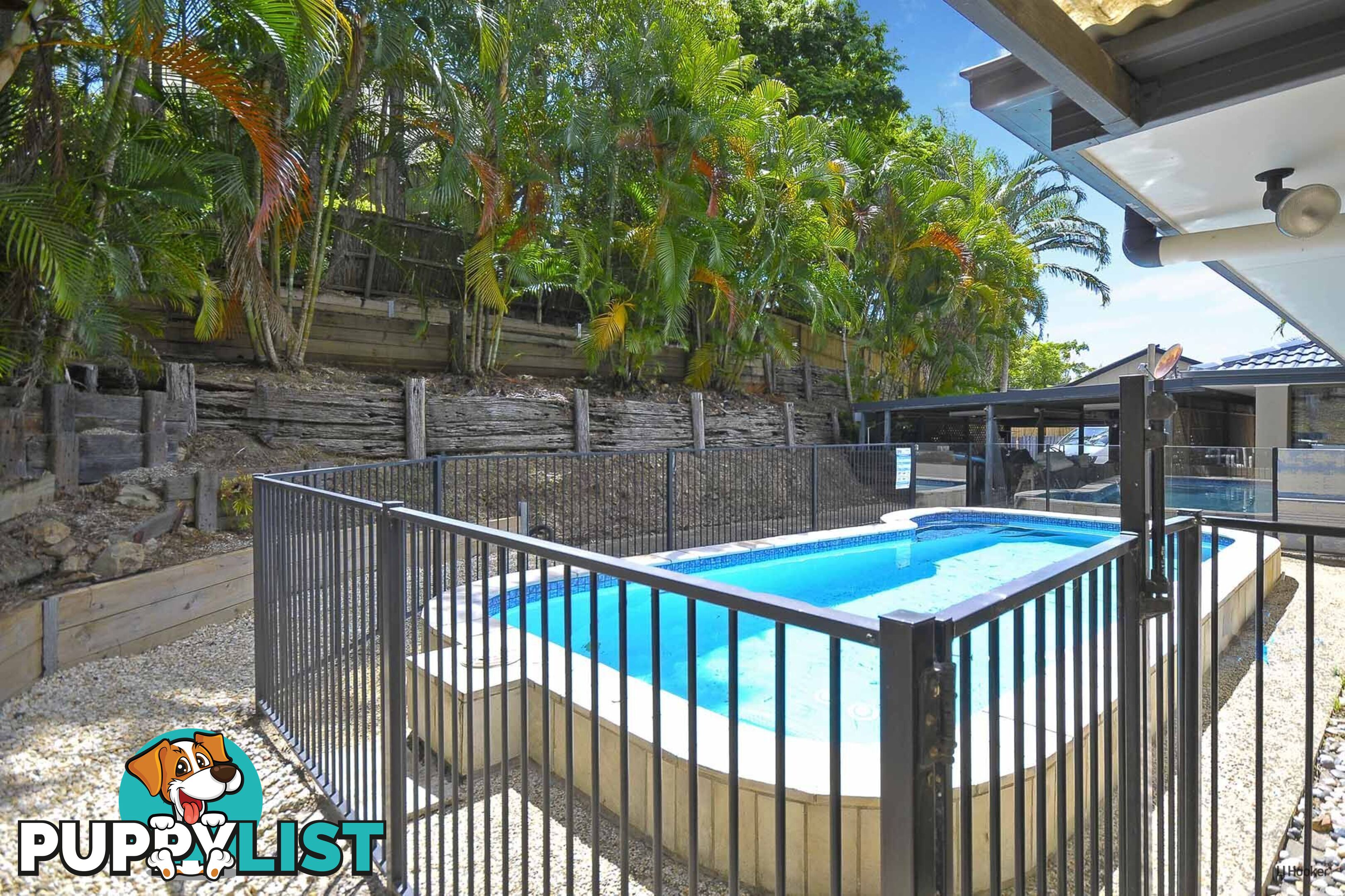 21 Heartwood Avenue ELANORA QLD 4221