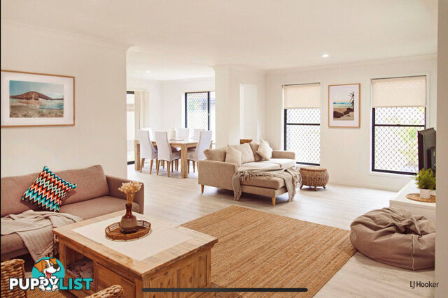 2/21 Laguna Avenue PALM BEACH QLD 4221