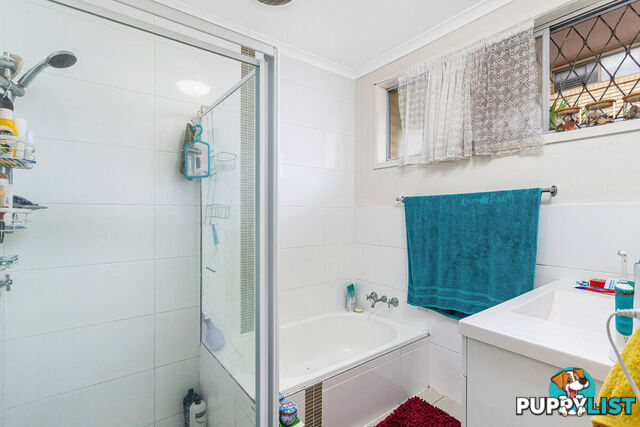 2/9 Walker Avenue PALM BEACH QLD 4221