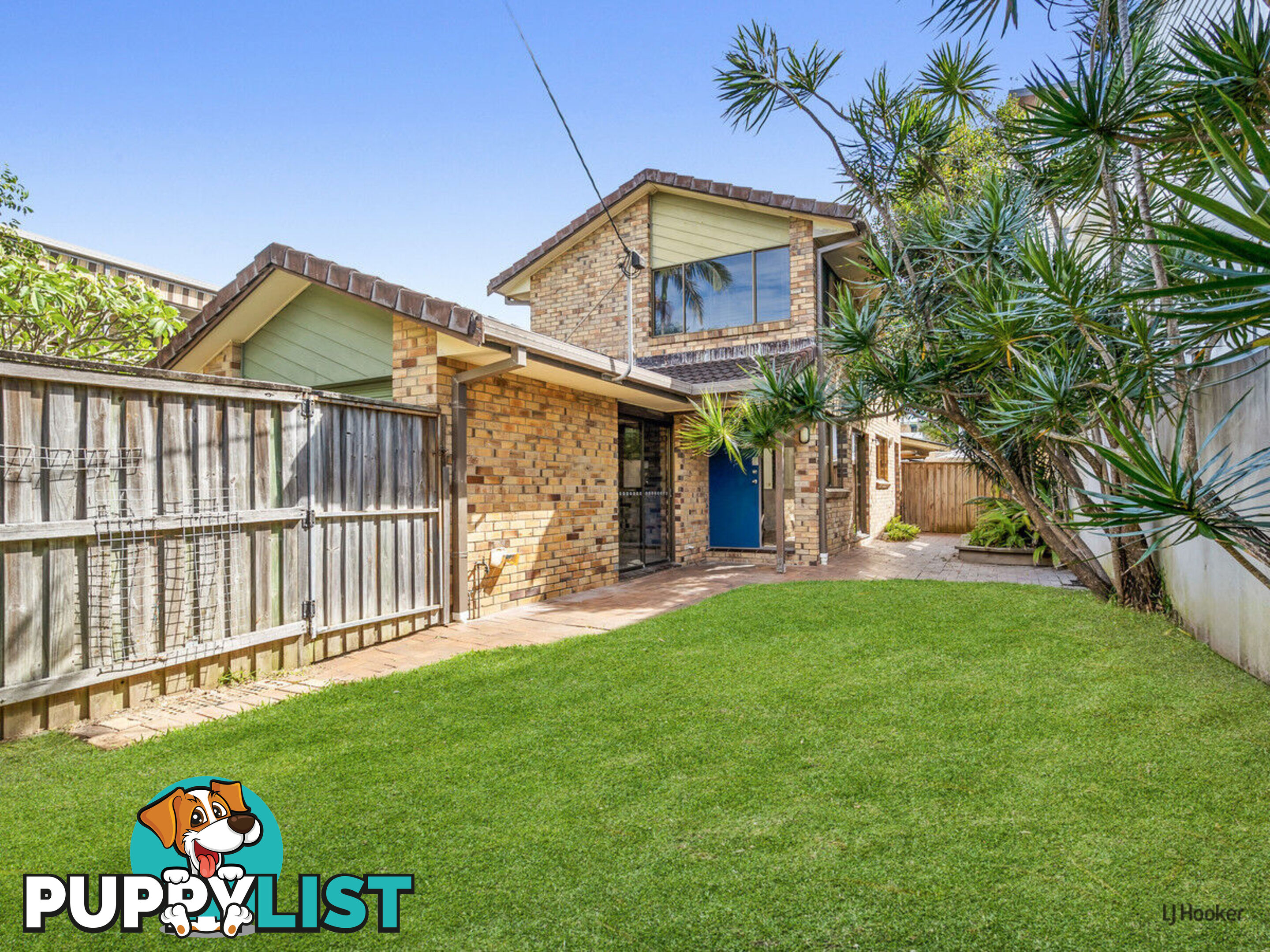 1/34 Jefferson Lane PALM BEACH QLD 4221