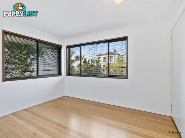 1/34 Jefferson Lane PALM BEACH QLD 4221