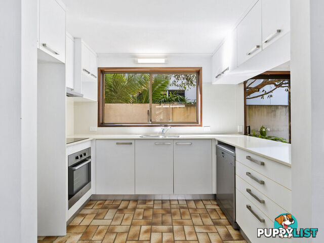 1/34 Jefferson Lane PALM BEACH QLD 4221