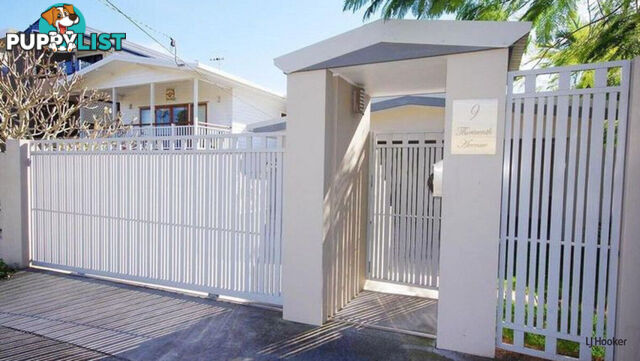 2/9 Thirteenth Avenue PALM BEACH QLD 4221