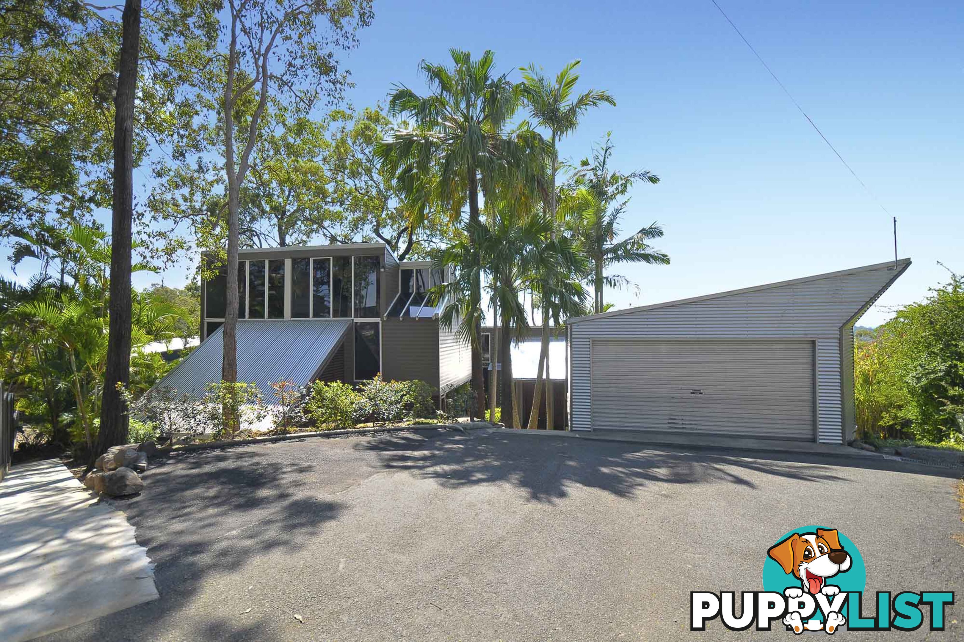 92 Simpsons Road CURRUMBIN WATERS QLD 4223