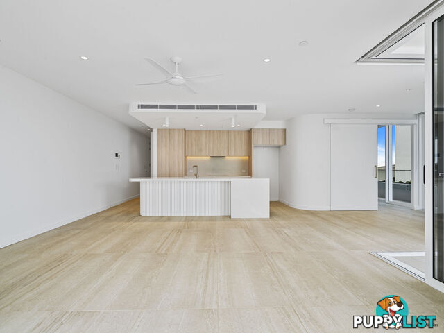 102/321 Golden Four Drive TUGUN QLD 4224