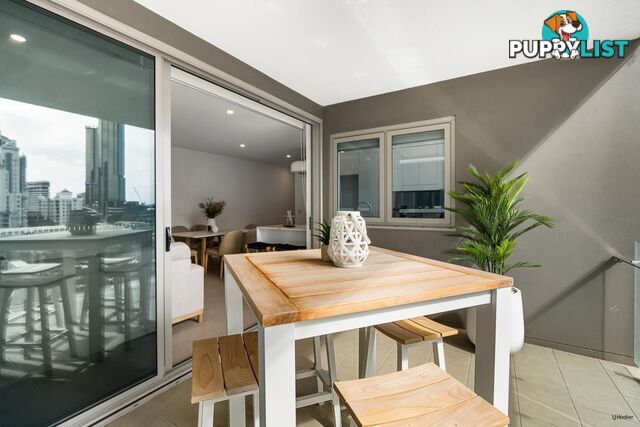 51 Peerless Avenue MERMAID BEACH QLD 4218