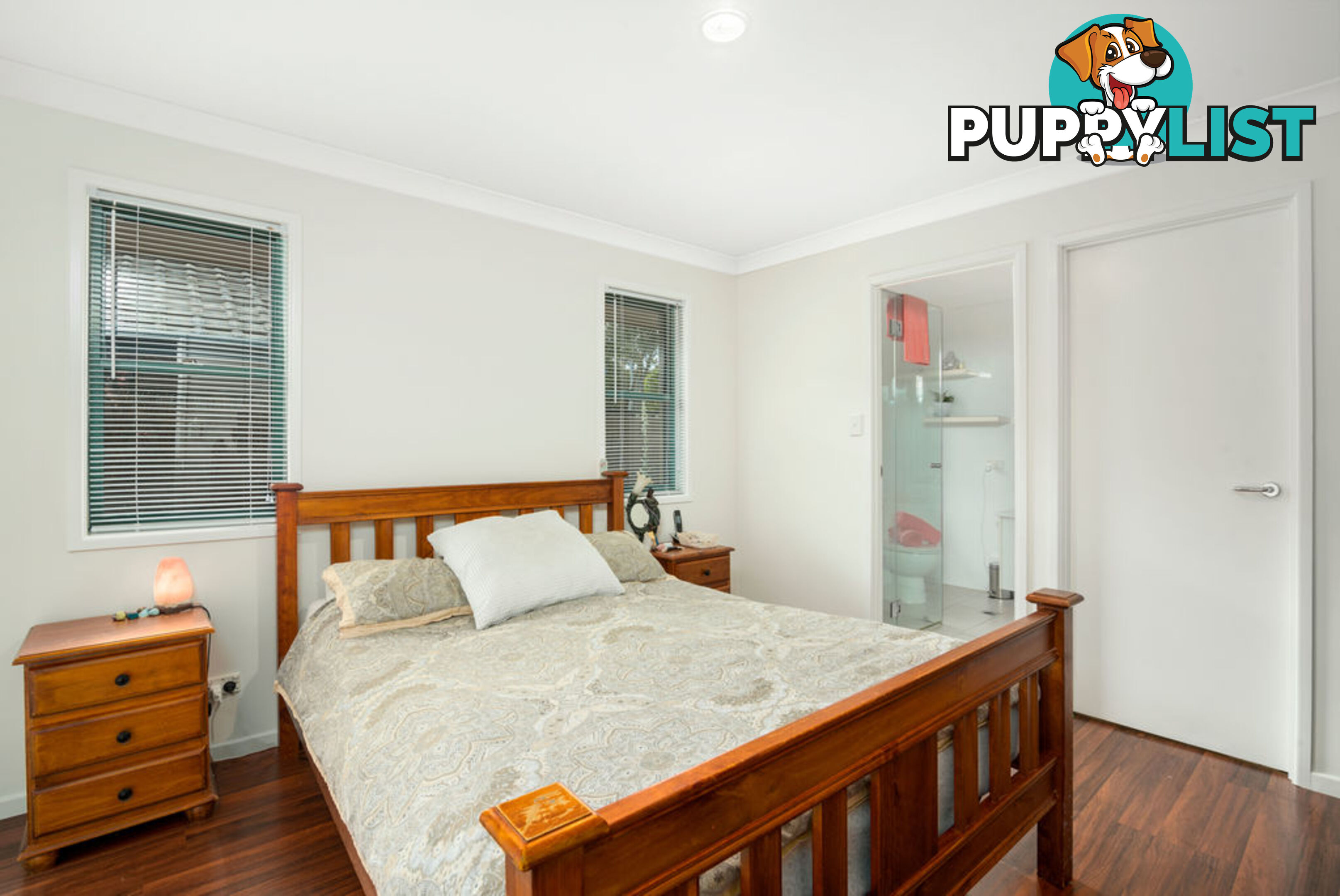 11 Seville Circuit BURLEIGH WATERS QLD 4220