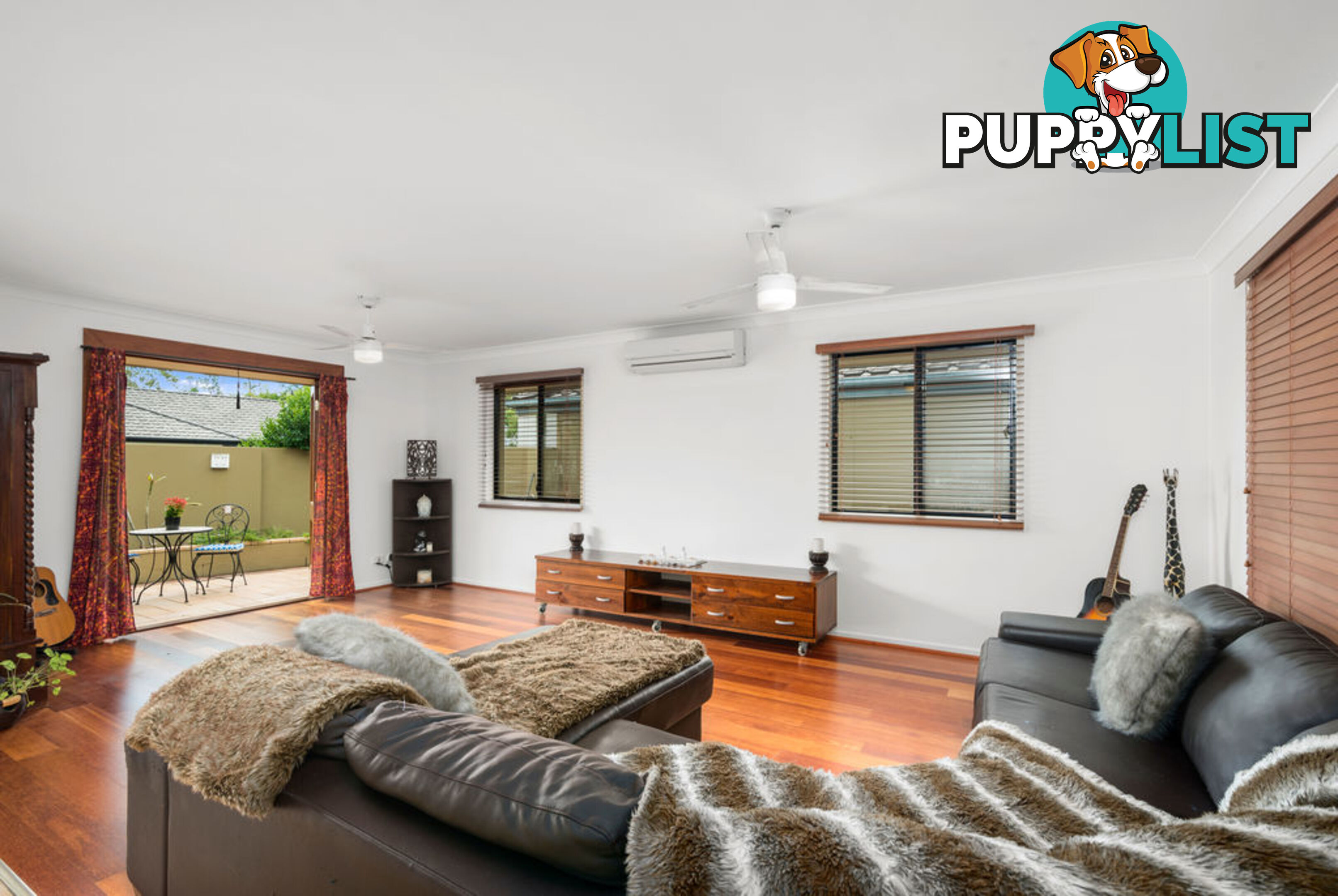 11 Seville Circuit BURLEIGH WATERS QLD 4220