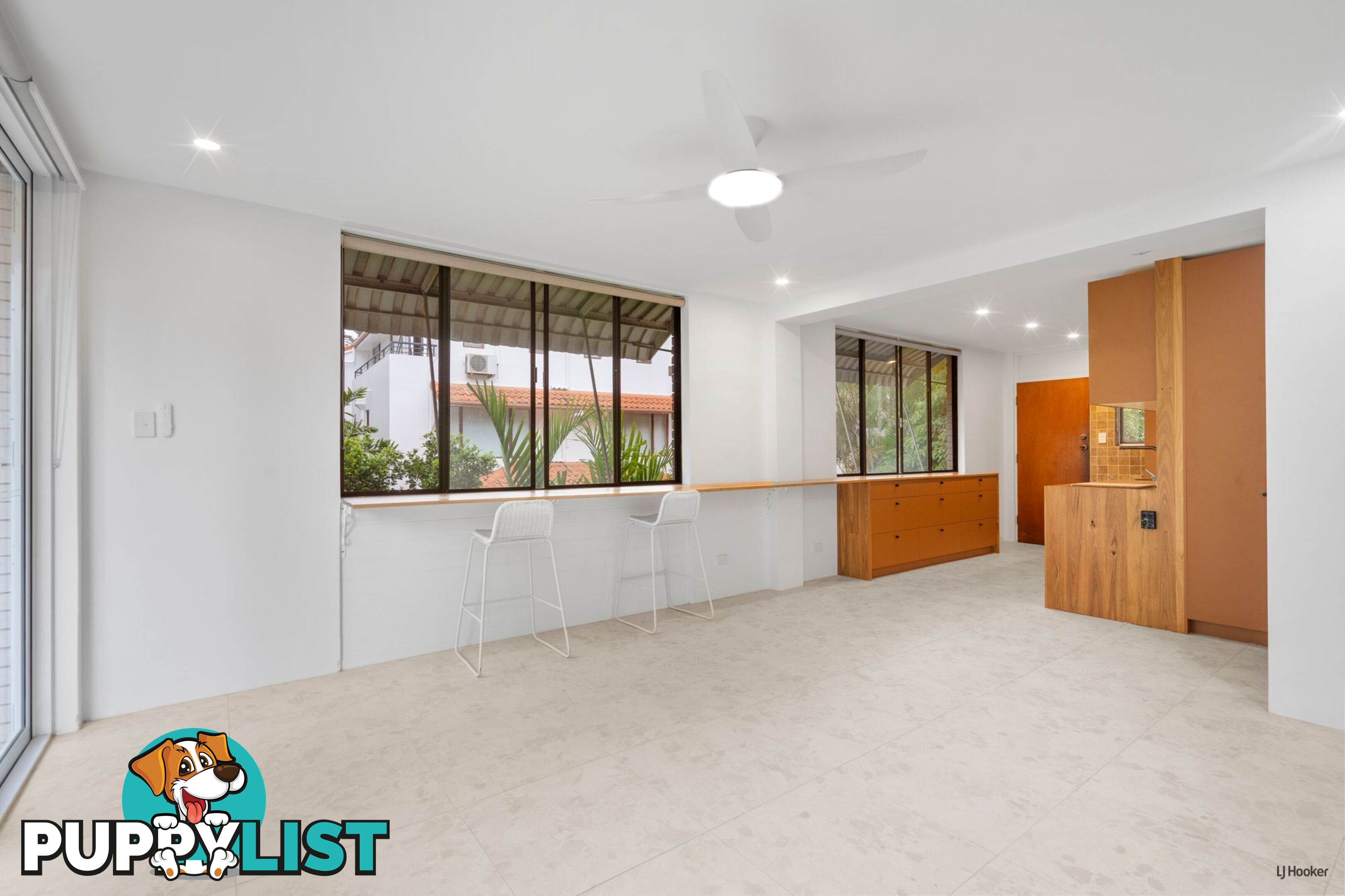 4/999 Gold Coast Highway PALM BEACH QLD 4221