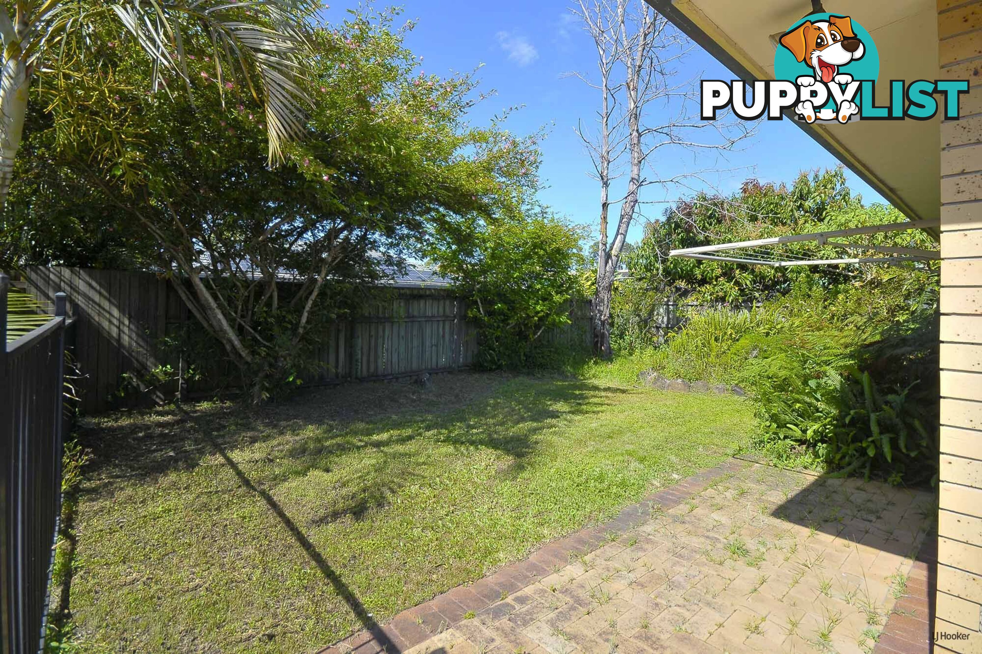 14 Foreshore Close ELANORA QLD 4221