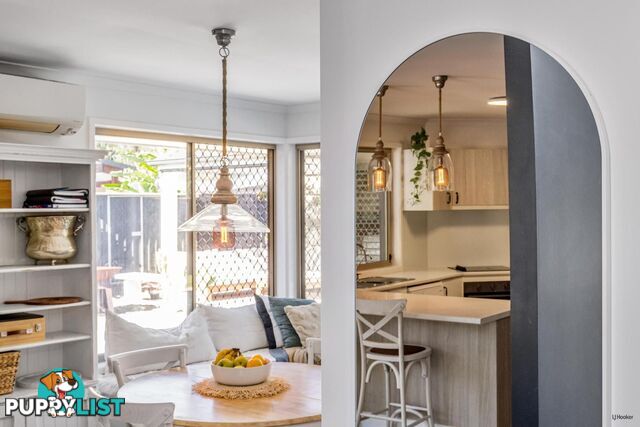 19 Saffron Street ELANORA QLD 4221