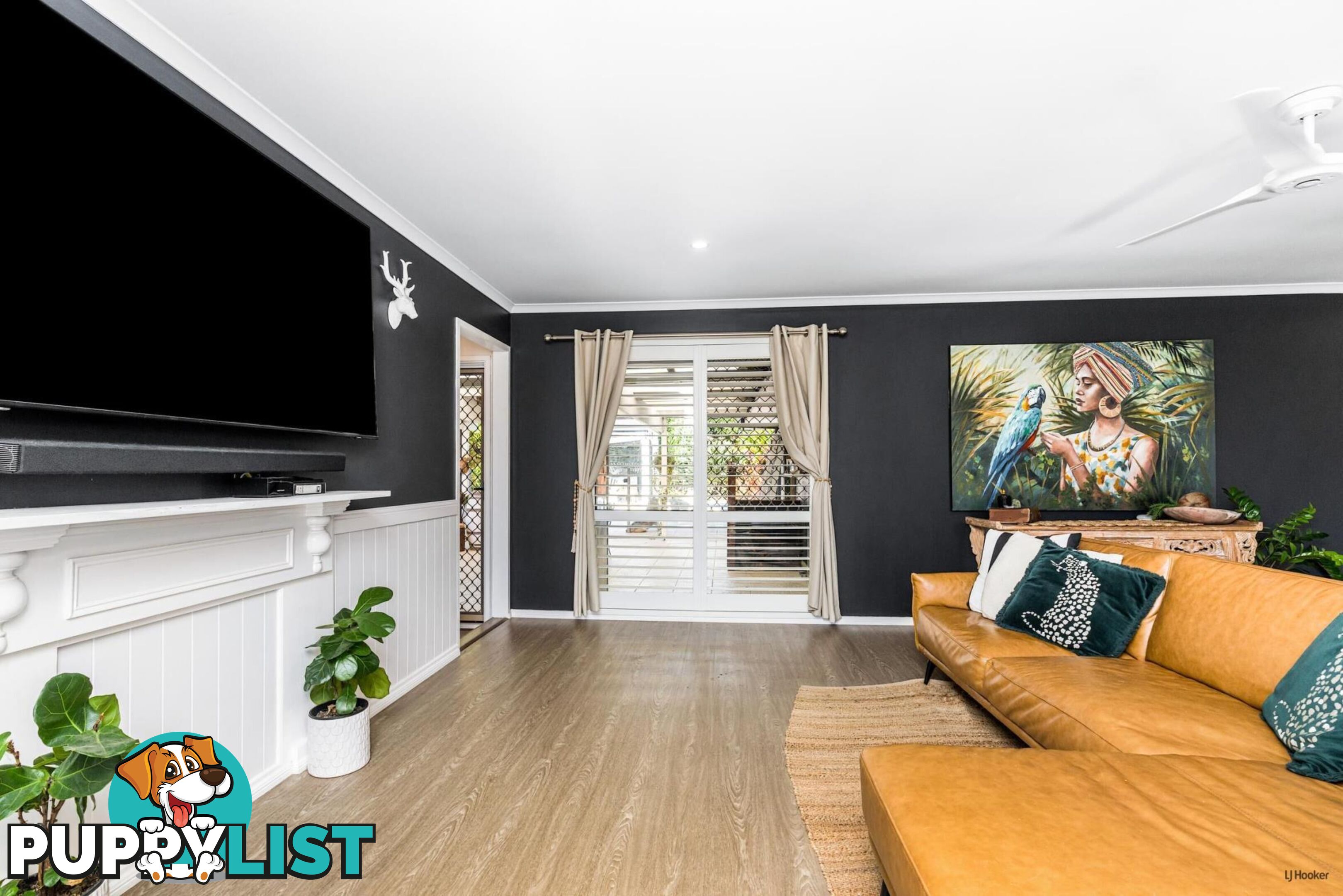 19 Saffron Street ELANORA QLD 4221