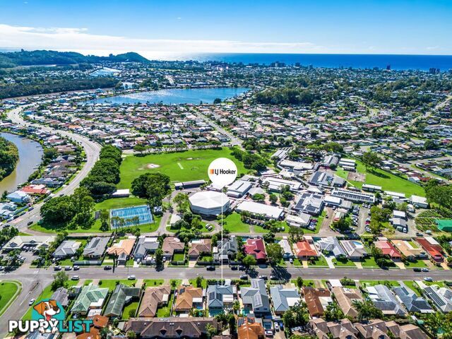 19 Saffron Street ELANORA QLD 4221
