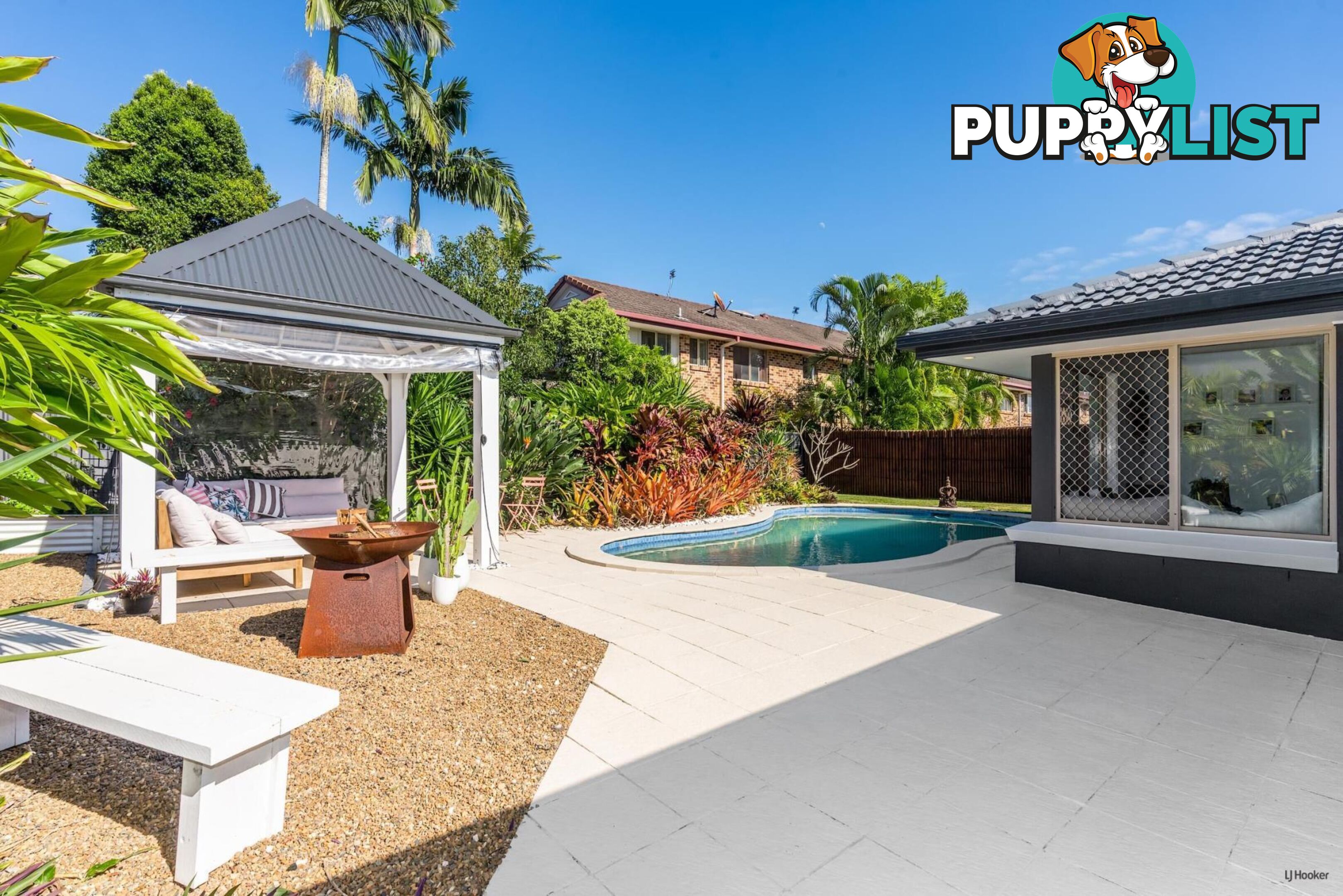 19 Saffron Street ELANORA QLD 4221