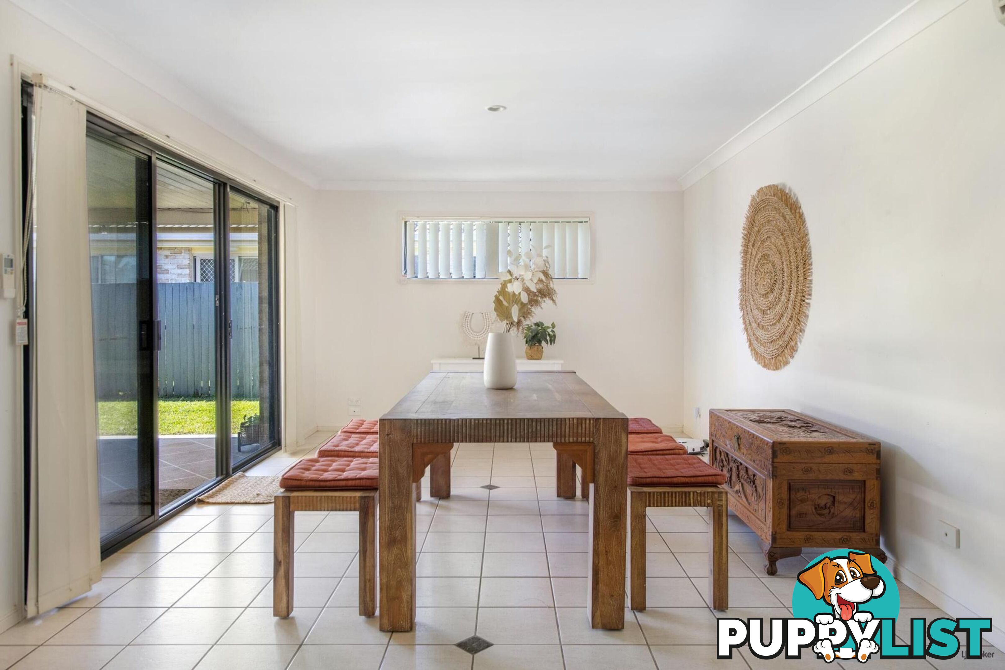 6 Neeson Place CURRUMBIN WATERS QLD 4223
