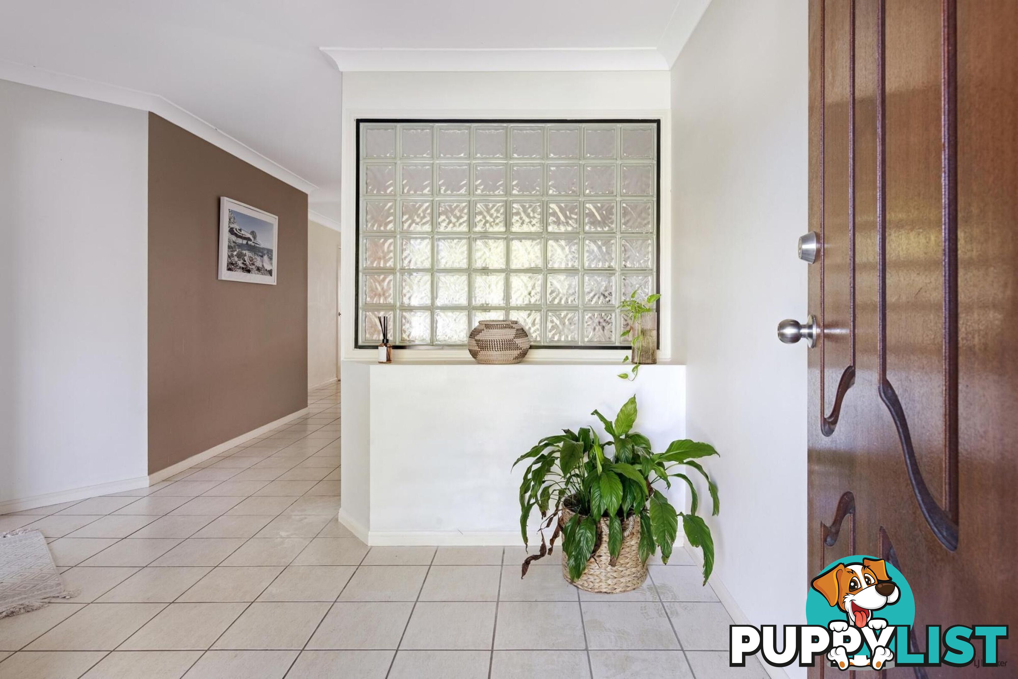 6 Neeson Place CURRUMBIN WATERS QLD 4223