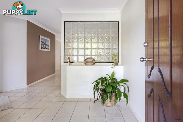 6 Neeson Place CURRUMBIN WATERS QLD 4223